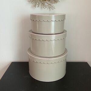 RH Restoration Hardware LARGE Metal Scalloped Edge Nesting Boxes Set of 3 Tins